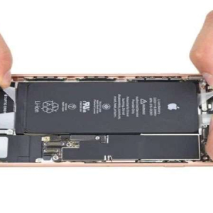 Nên Chọn Thay Pin Zin iPhone Ở Đâu? Mách Bạn Cách Thay Pin Nhanh