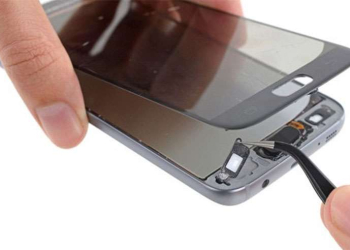 Hướng Dẫn Cách Thay Mặt Kính Màn Hình iPhone 15 Pro Chuẩn Xác