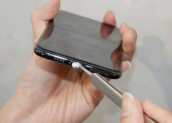 Cách Sửa Lỗi Chân Sạc iPhone 16 Bị Thụt Vào Trong Tại Nhà OK 100%