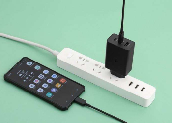 Điện Thoại Galaxy S24 Ultra Sạc Bao Nhiêu W? Top 3 Củ Sạc Nhanh