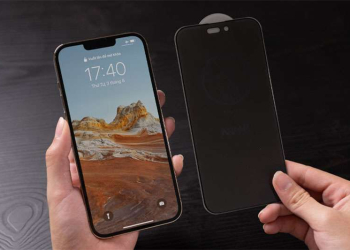 Cách Dán Cường Lực Màn Hình Cho iPhone 16 Pro Max Chuẩn Xác
