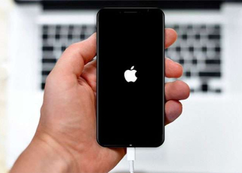 Cách Khắc Phục Tình Trạng iPhone 16 Pro Max Bị Treo Táo Đơn Giản