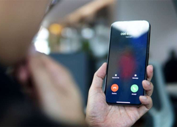 Phải Làm Sao Khi Galaxy M35 Không Tắt Màn Hình Trong Khi Gọi Điện