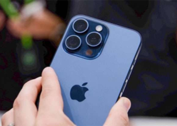 Thay Kính Lưng iPhone 15 Series Giá Bao Nhiêu? Mẹo Lựa Chọn Kính