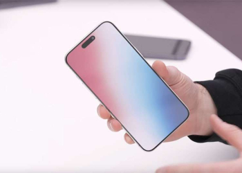 Màn Hình iPhone 16 Pro Max Bị Hở Sáng Phải Làm Sao? Cách Xử Lý