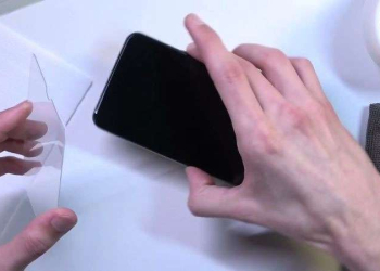 Các Bước Dán Cường Lực Màn Hình Điện Thoại Galaxy M35 Tại Nhà