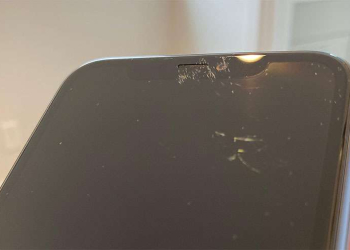 Cách Xóa Xước Màn Hình iPhone 15 Pro Với Những Dụng Cụ Đơn Giản