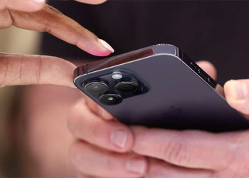 Kính Lưng iPhone 15 Series Là Gì? Có Chức Năng Và Vai Trò Gì?