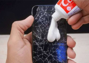 10 Bí Quyết Làm Mờ Vết Xước Màn Hình iPhone 15 Tại Nhà Hiệu Quả