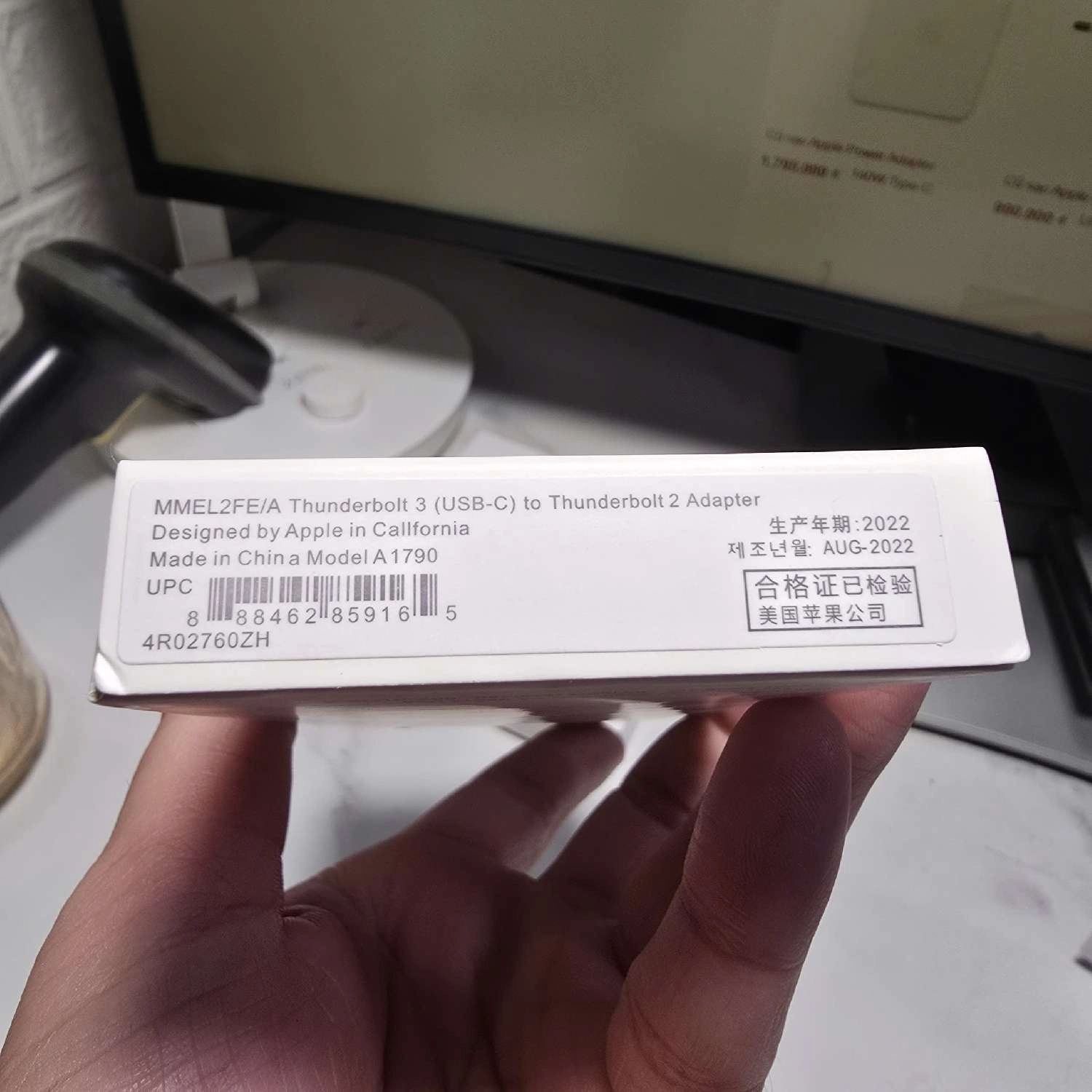 Cáp Thunderbolt 3 (USB-C) to Thunderbolt