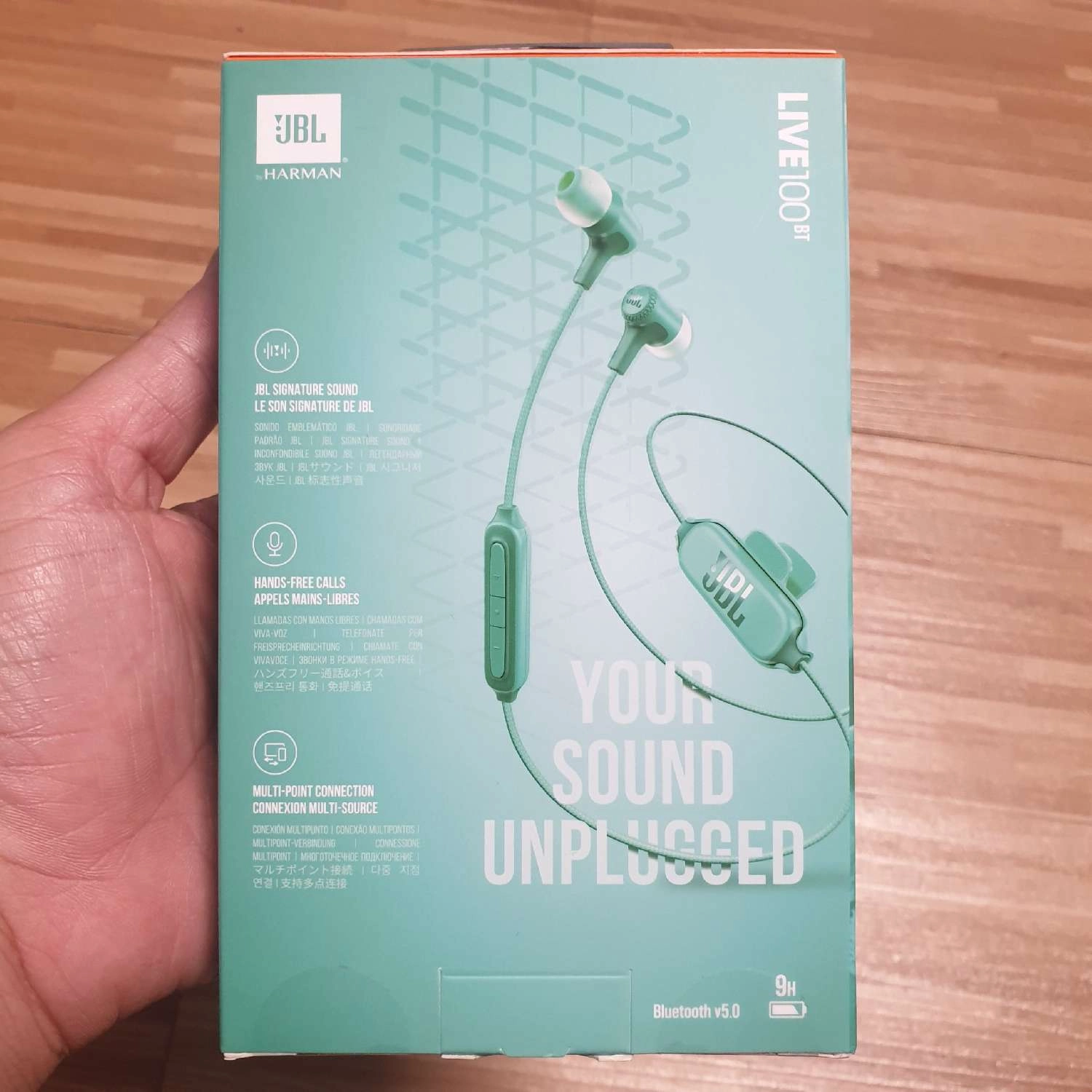 Tai nghe không dây bluetooth JBL Live100BT	