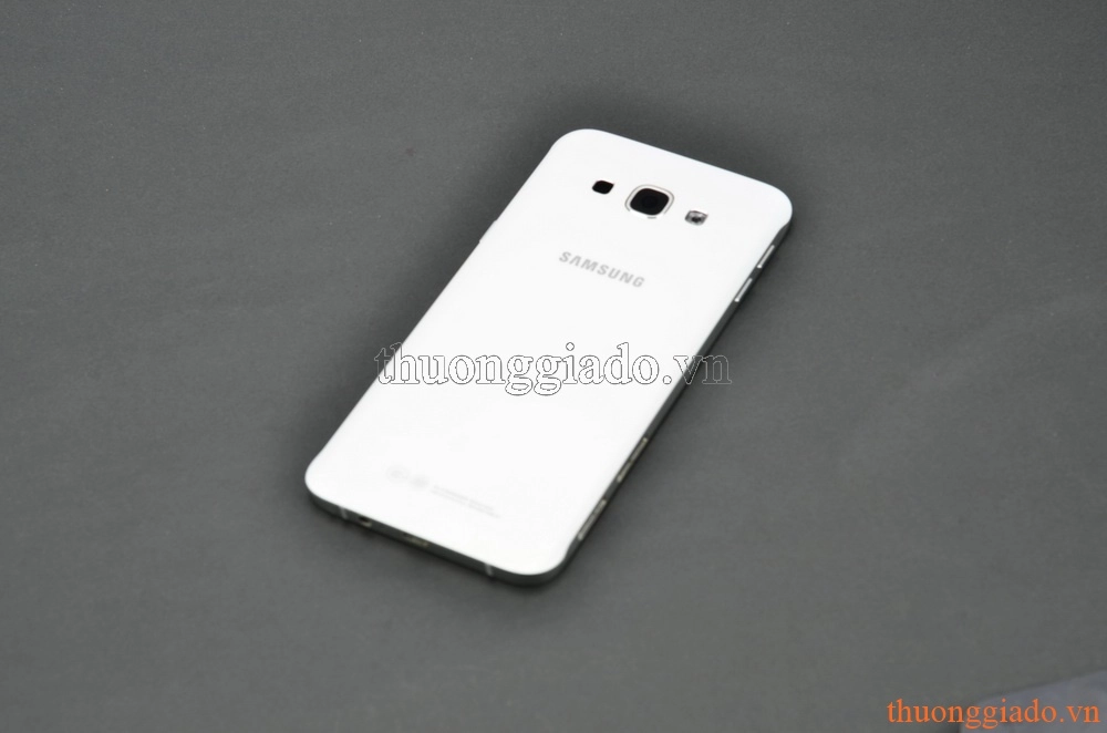 Thay nắp lưng Samsung Galaxy A8, hàng zin tháo máy