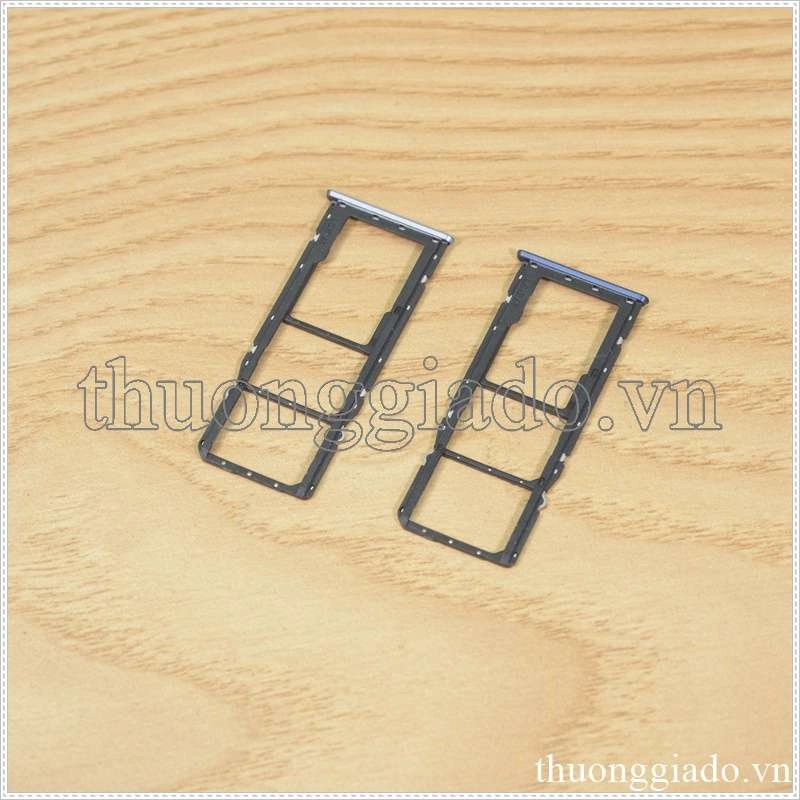 Khay sim Realme 7 Pro (3 in 1), 2 ngăn đựng nano sim và 1 ngăn đựng thẻ nhớ TF