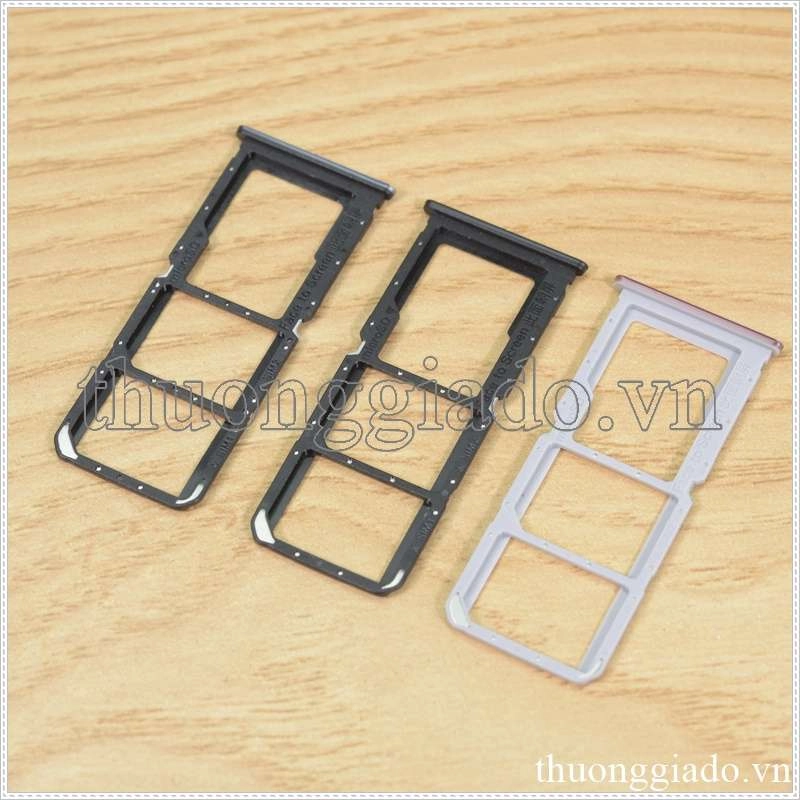 Khay sim Oppo A55 (3 in 1), 2 ngăn đựng nano sim và 1 ngăn đựng thẻ nhớ TF