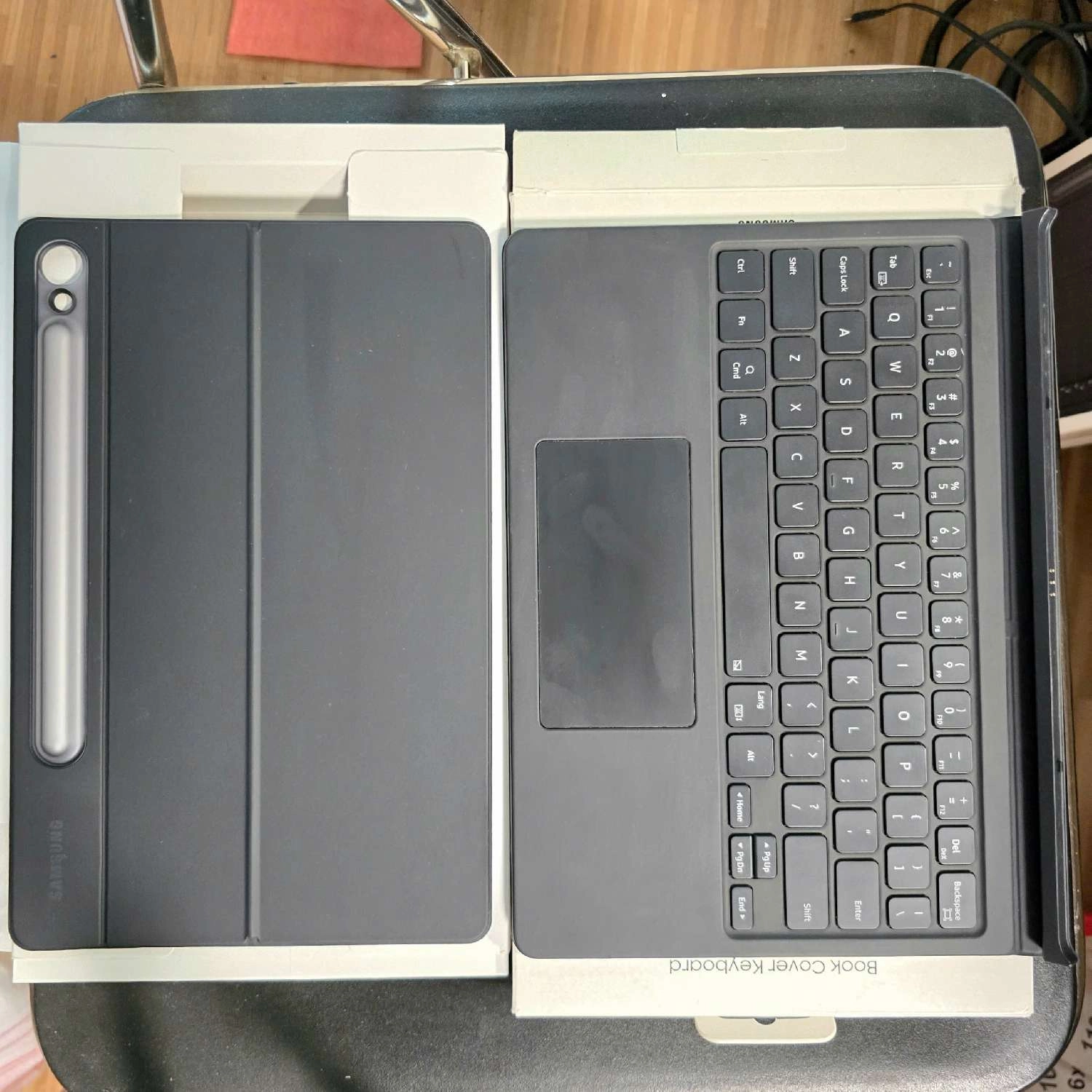 Bao da kiêm bàn phím Samsung Galaxy Tab S9 / Tab S9 FE Book Cover Keyboard