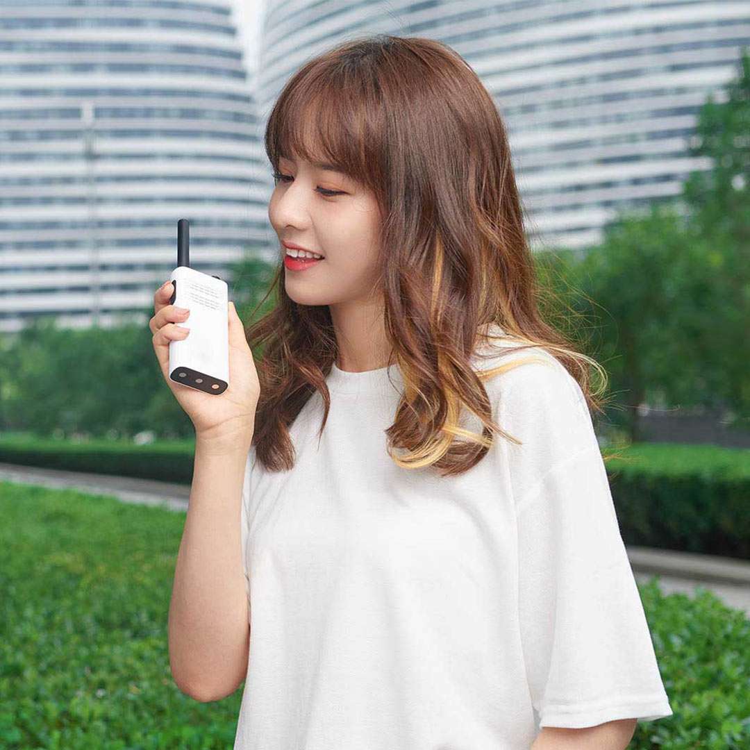 Bộ đàm thông minh Xiaomi Walkie Talkie Lite (XMDJJL01), dễ dàng ghép nối với các bộ đàm khác, thời lượng pin lên đến 10 giờ