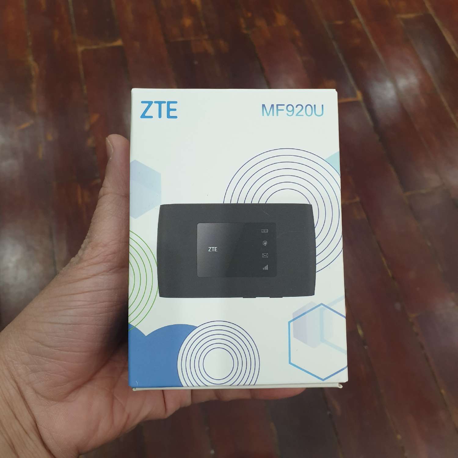 Bộ phát WiFi di động, máy phát wifi, thiết bị phát wifi dùng sim 3G/ 4G ZTE MF920U Chính Hãng