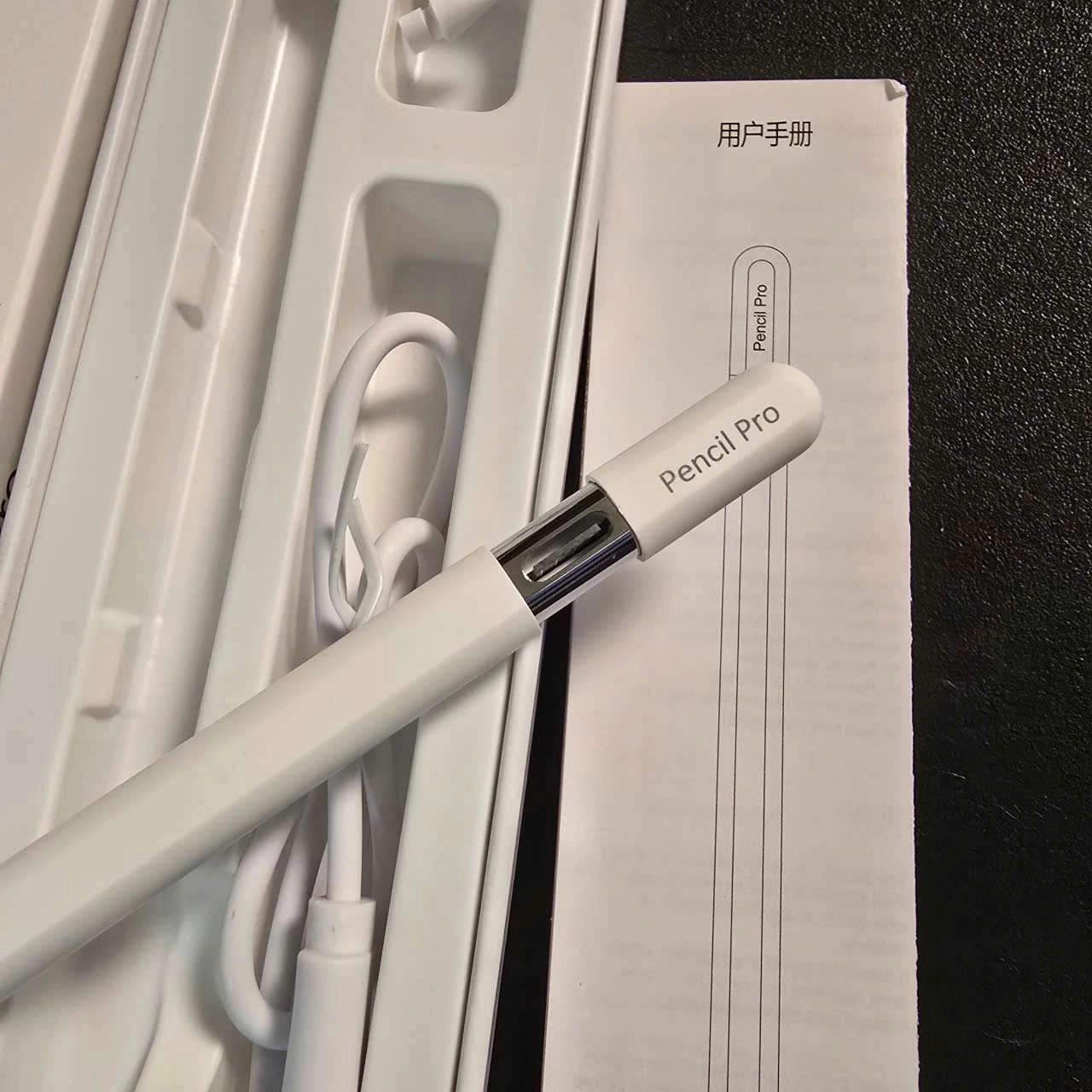 Bút Pencil Pro cho iPad Pro 11/ 13(M4/M5), iPad Pro 11 (1st/2nd/3rd/4th), iPad Pro 12.9 (3rd,4th,5th,6th) , iPad Air (3rd/4th/5th) , iPad (6th/7th/8th/9th/10th11th,A16), iPad Mini (5th/6th/7th)