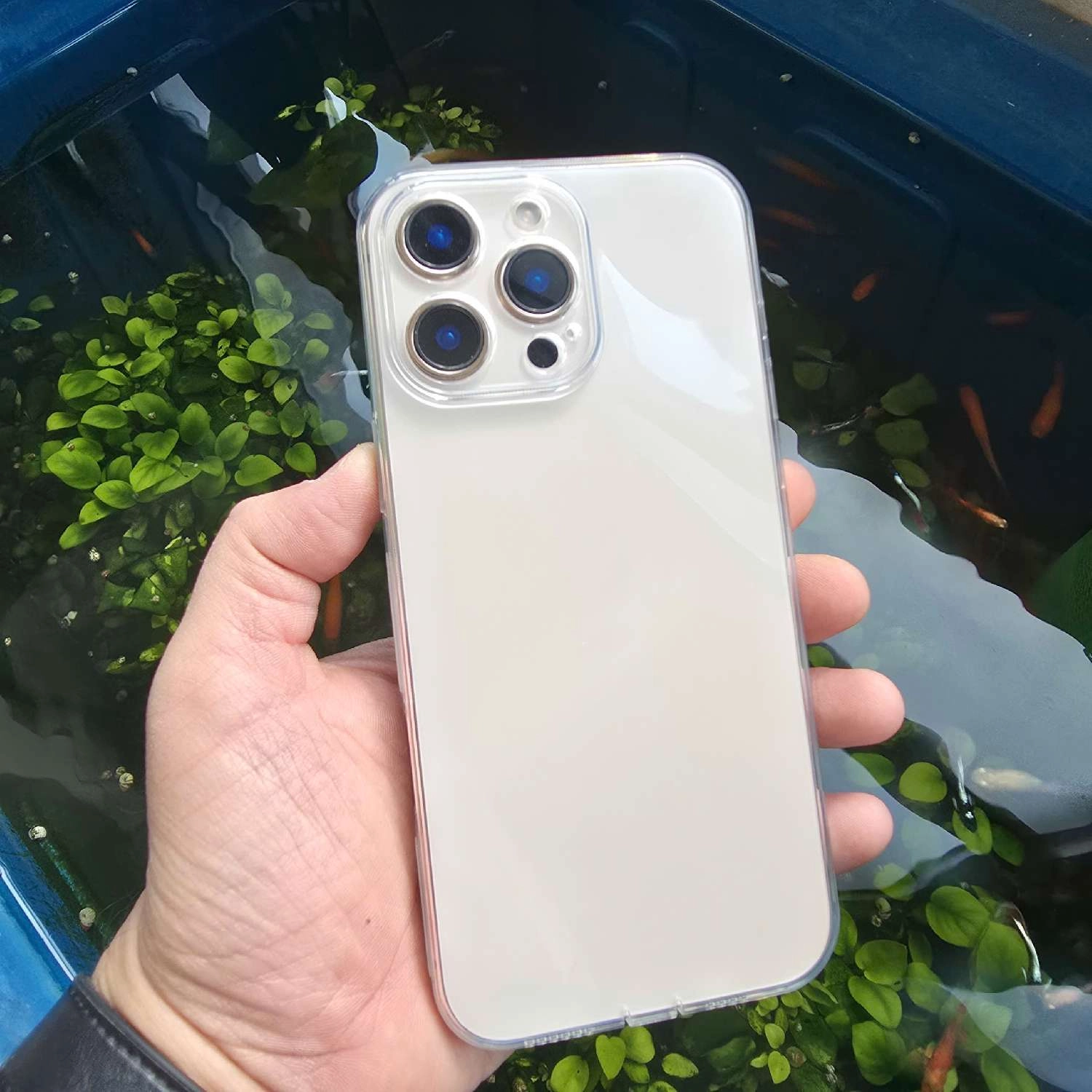 ốp lưng dẻo trong suốt iPhone 16 Pro Max hiệu Vu Case