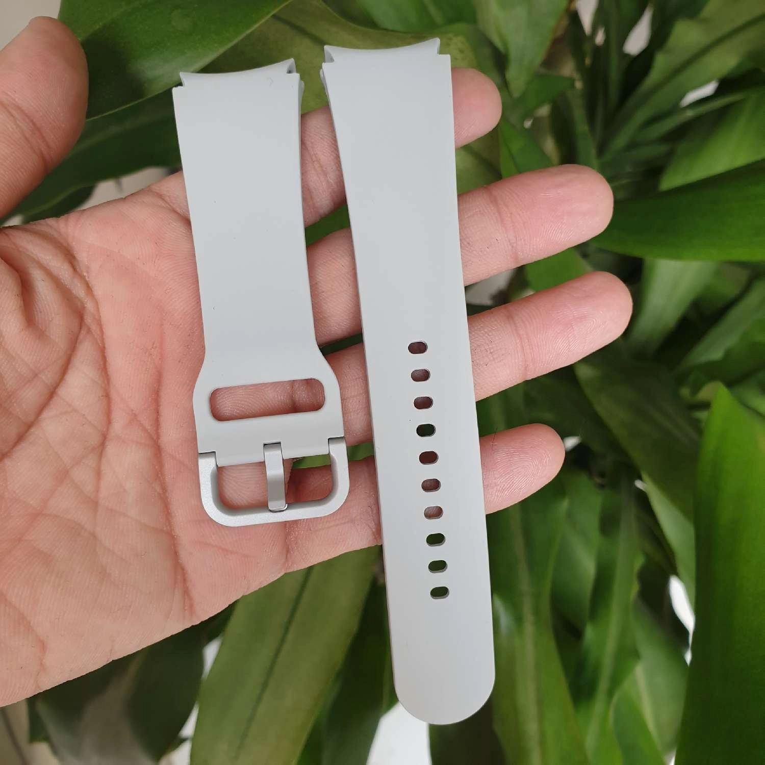 Dây đồng hồ Samsung Galaxy Watch 6/Watch 6 Classic Chính hãng chất liệu Silicone