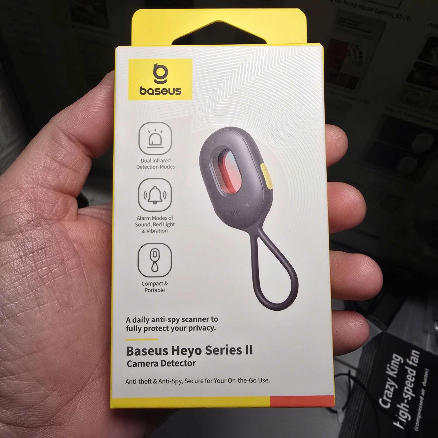 Máy dò hồng ngoại phát hiện camera Baseus