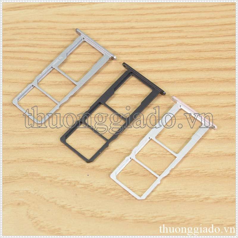 Khay sim Nokia 3.2 (3 in 1), 2 ngăn đựng nano sim và 1 ngăn đựng thẻ nhớ TF