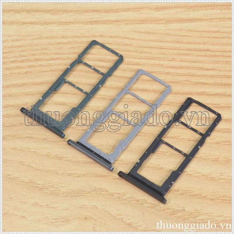 Khay sim Nokia 7.2 (3 in 1), 2 ngăn đựng nano sim và 1 ngăn đựng thẻ nhớ TF