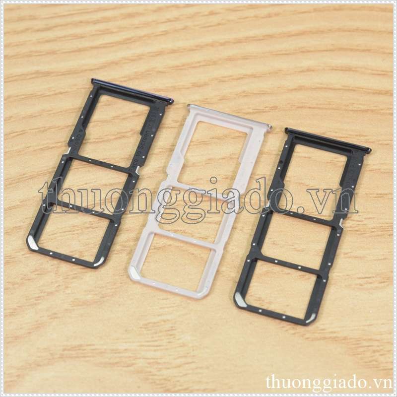 Khay sim Oppo A94 (3 in 1), 2 ngăn đựng nano sim và 1 ngăn đựng thẻ nhớ TF