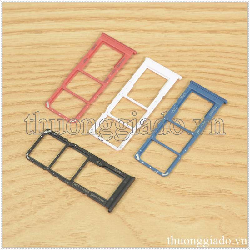 Khay sim Samsung Galaxy A12 (3 in 1), 2 ngăn đựng nano sim và 1 ngăn đựng thẻ nhớ TF