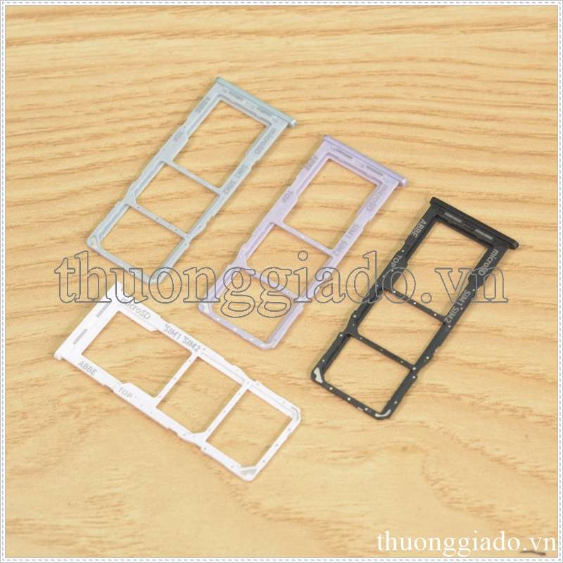 Khay sim Samsung Galaxy A22 (3 in 1), 2 ngăn đựng nano sim và 1 ngăn đựng thẻ nhớ TF