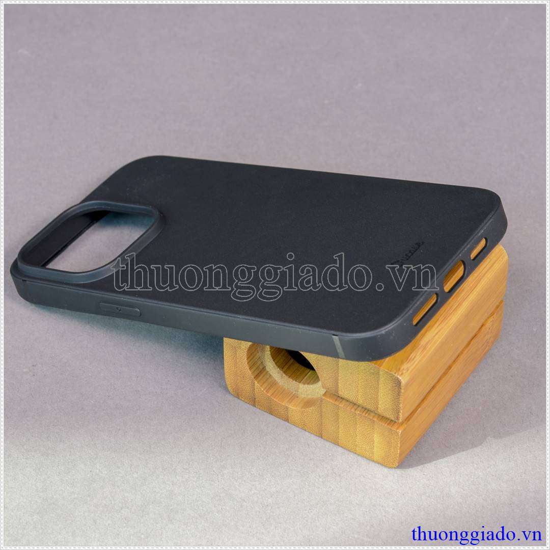 Ốp lưng dẻo màu đen iPhone 14 Pro Max hiệu Vu Case