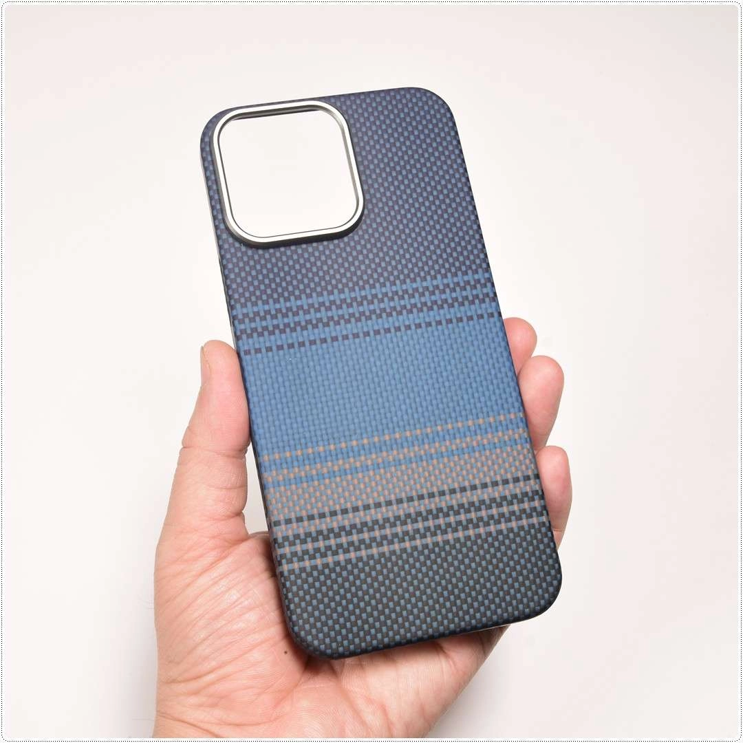 Ốp lưng iPhone 16 Pro, iPhone 16 Pro Max chất liệu Carbon Moonrise Gear Sunset	