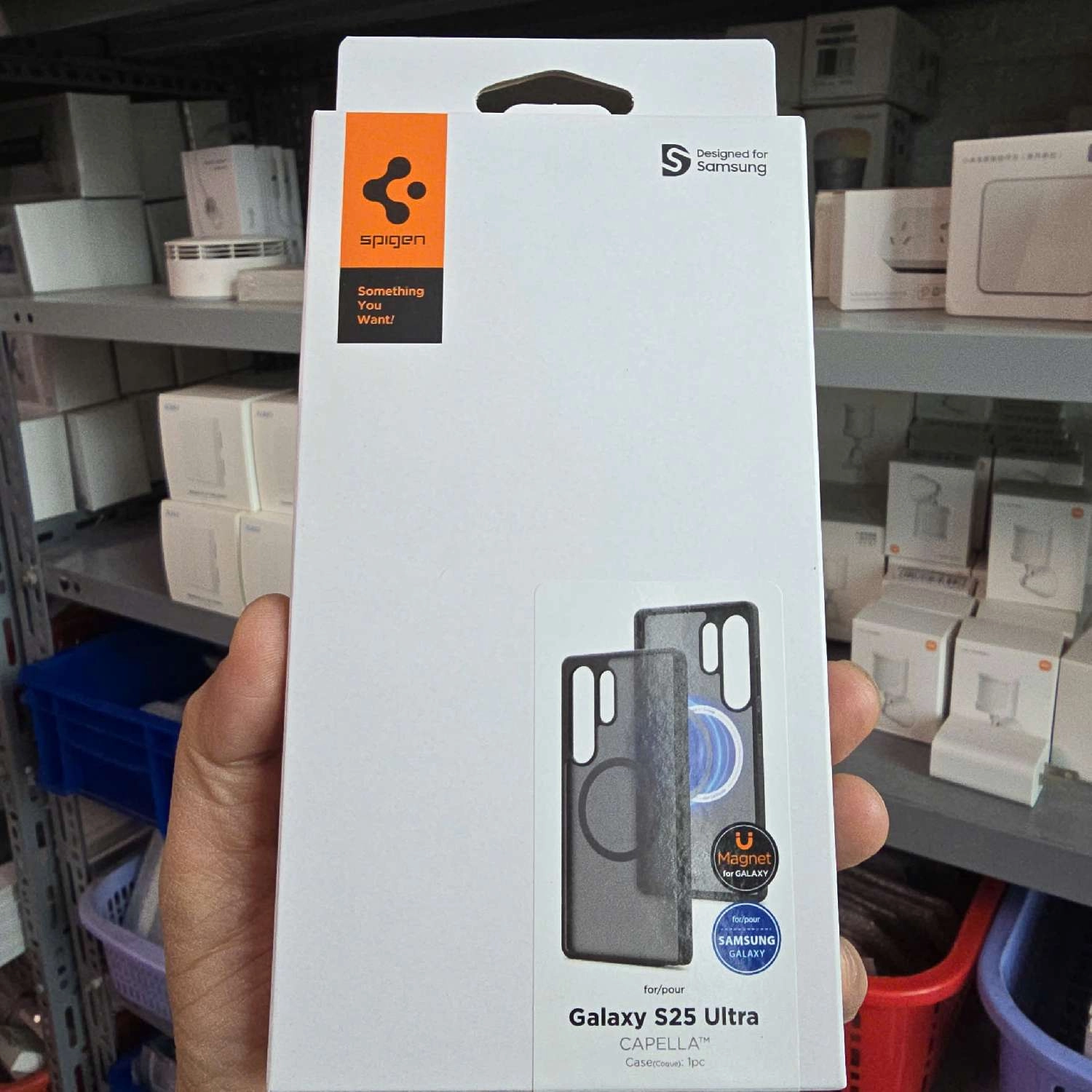 Ốp lưng Samsung Galaxy S25 Ultra Spigen Capella hỗ trợ Magsafe