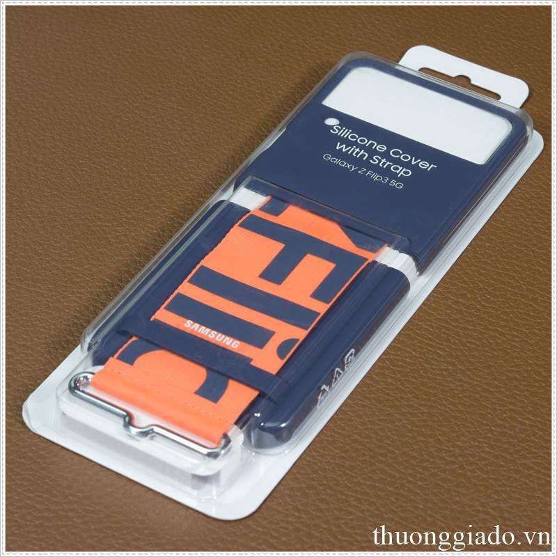 Ốp lưng Samsung Galaxy Z Flip3 Silicone Cover With Strap