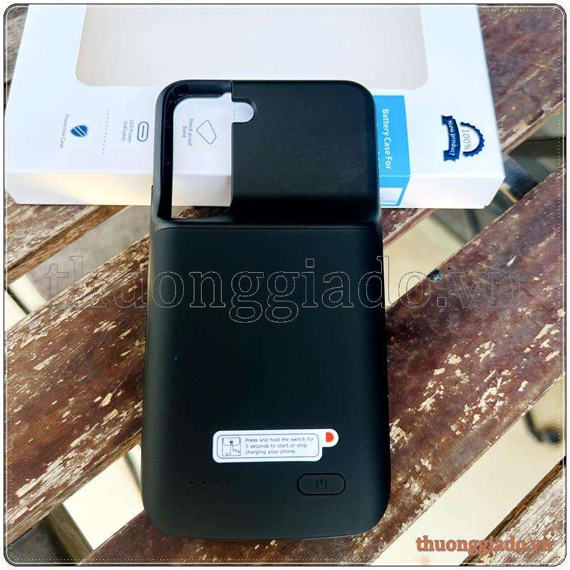 Pin sạc dự phòng kiêm ốp lưng Samsung S22
