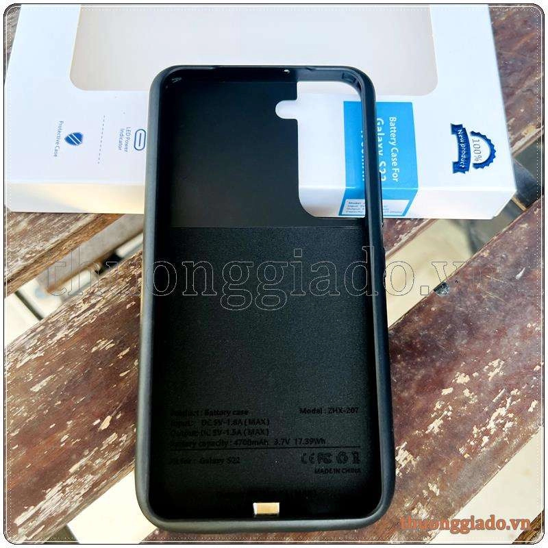 Pin sạc dự phòng kiêm ốp lưng Samsung S22
