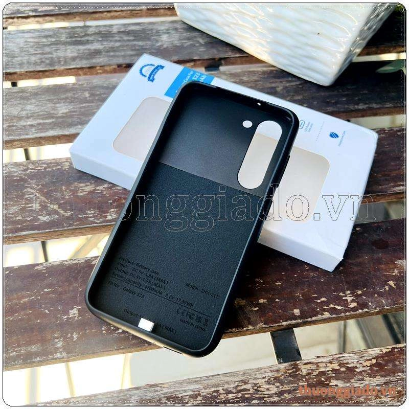 Pin sạc dự phòng kiêm ốp lưng Samsung S23