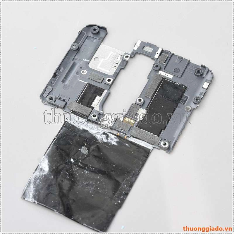 Thay bo mạch sạc không dây NFC Xiaomi Redmi K20