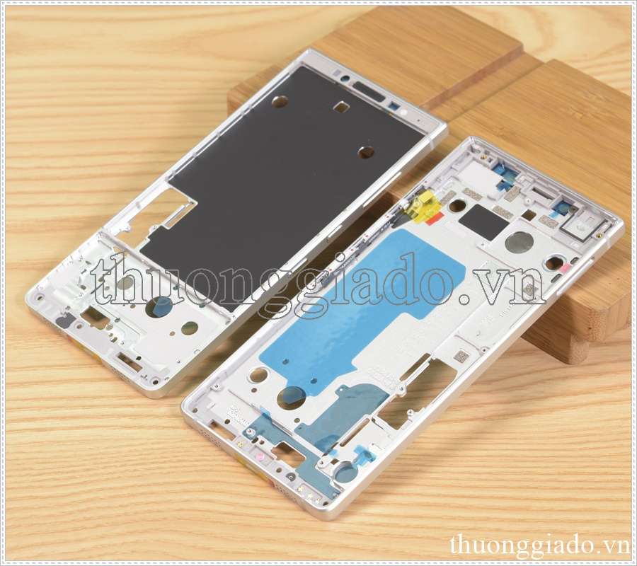 Thay khung viền Blackberry Key 2