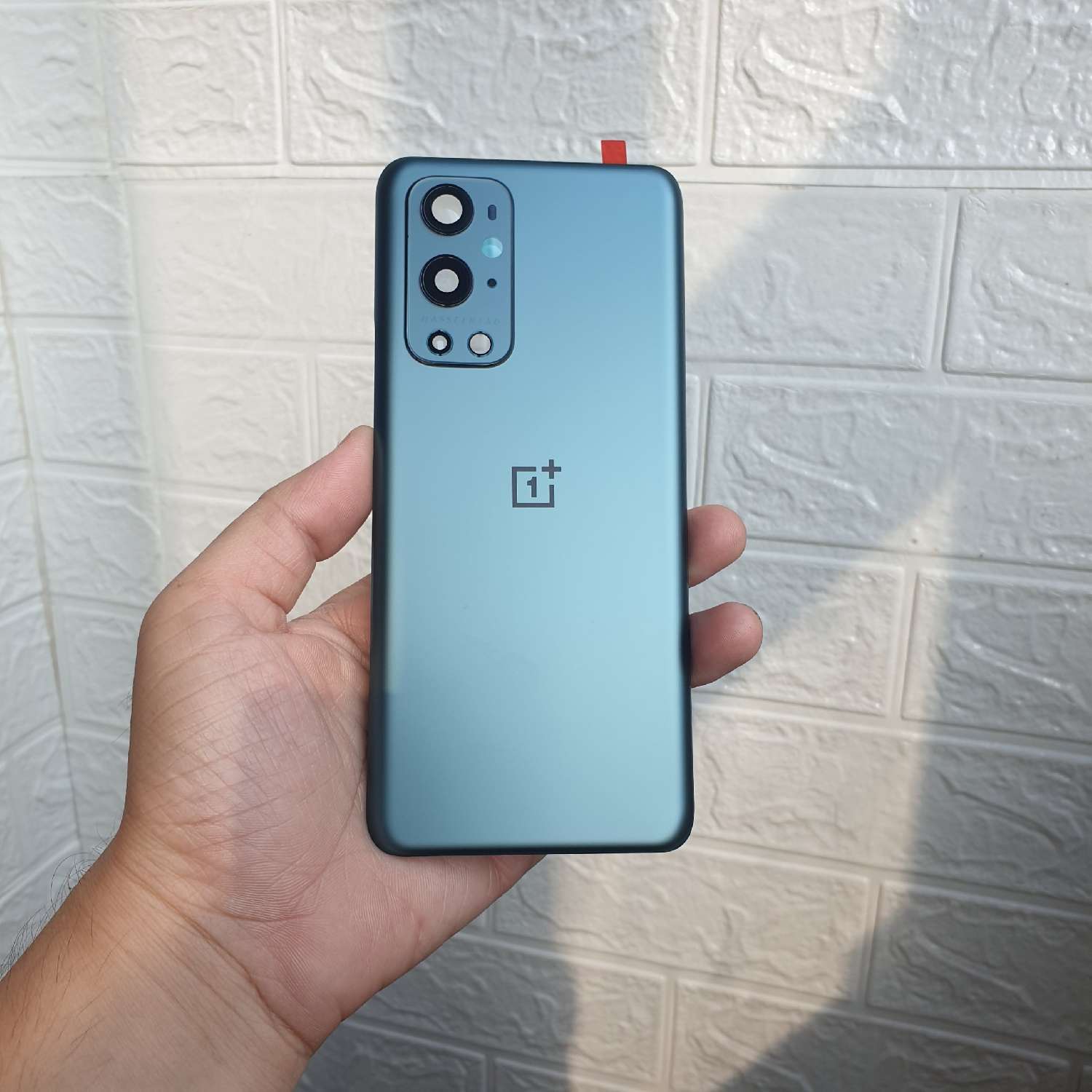 Thay kính lưng (nắp lưng) OnePlus 9 Pro chính hãng, kèm kính camera sau