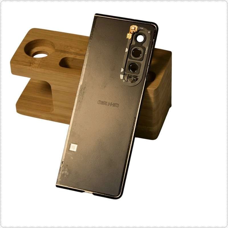 Thay kính lưng ( nắp lưng ) Samsung W22 5G kèm kính camera