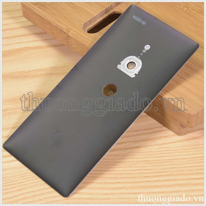 Thay kính lưng Sony XZ2