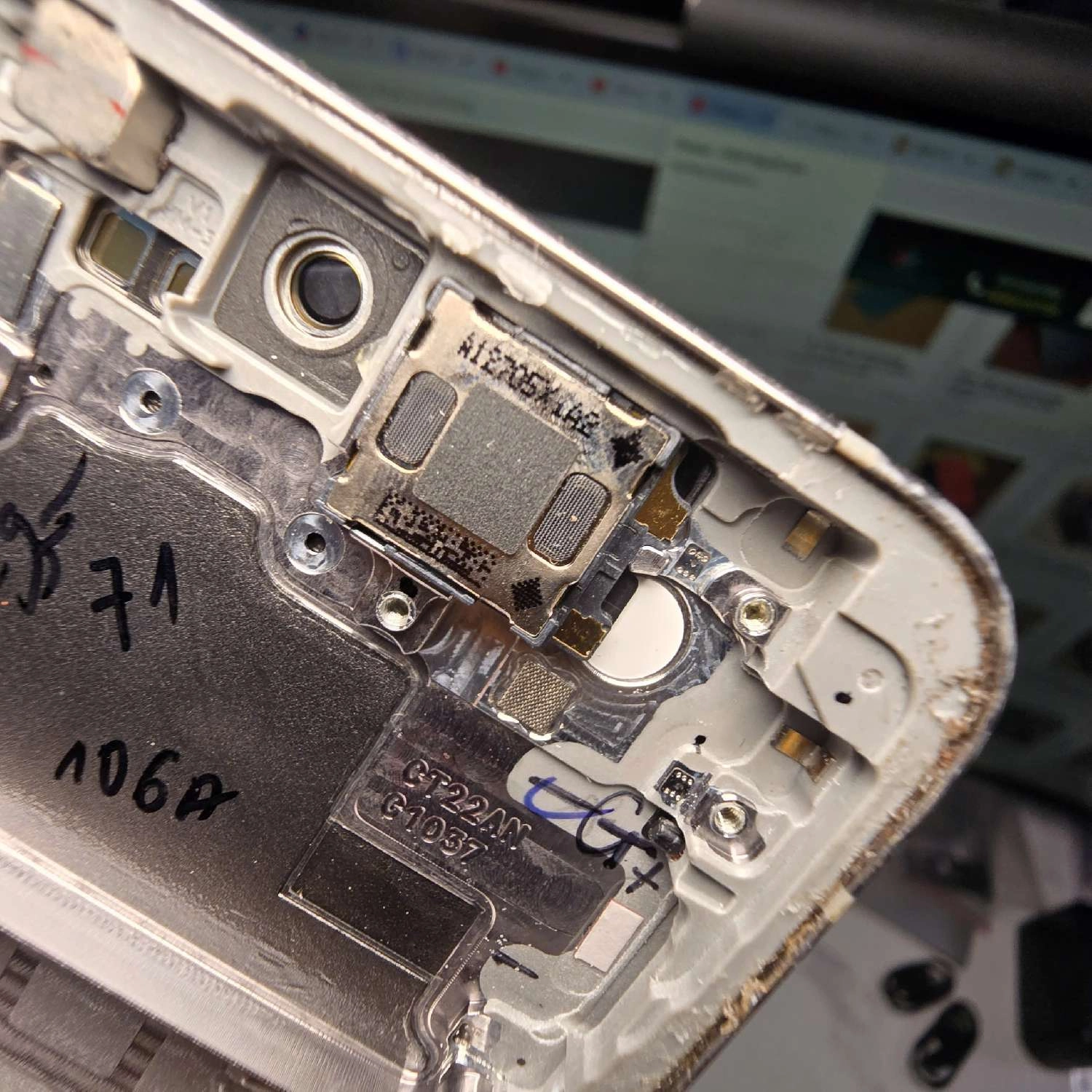 Thay loa Samsung Galaxy Z Flip 4 Chính Hãng [Lấy ngay]