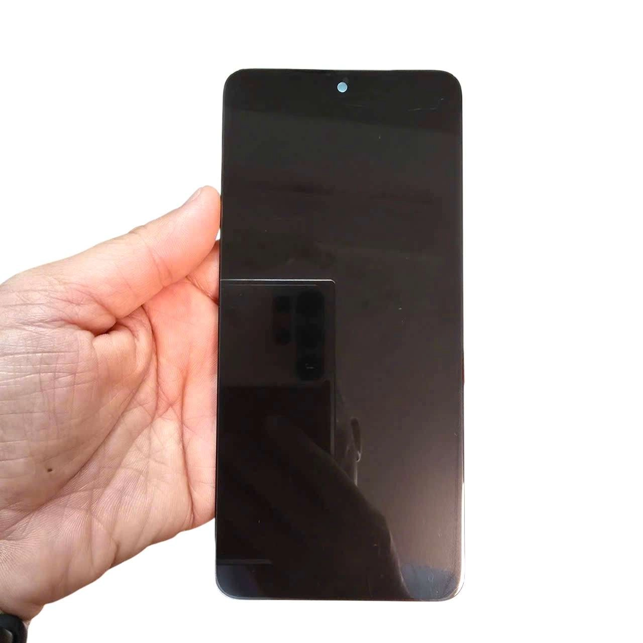 Thay màn hình iQOO Neo 11, LTPO AMOLED 8T 6.82 inchs, 3168 × 1440 pixels. 144Hz
