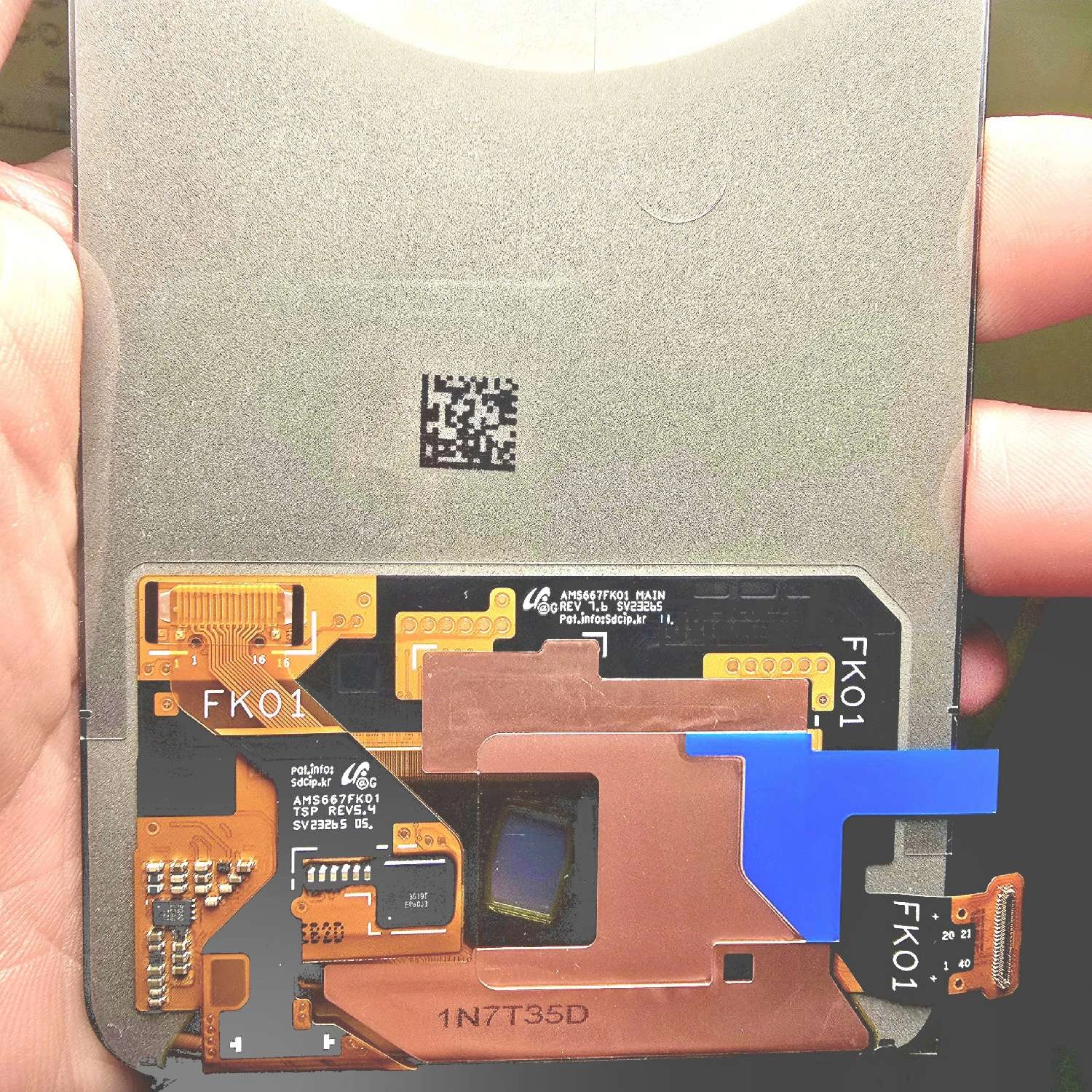 Thay màn hình Vivo Y200, V29E, V30 Lite, Y100, T3, S18E, Y200E, V40 SE, V30 SE, iQOO Z5 5G (zin hãng)