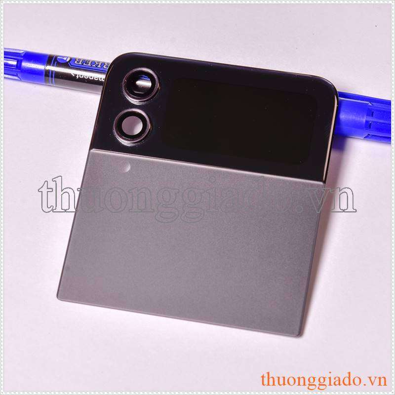 Thay kính lưng Samsung Galaxy Z Flip 4 Chính Hãng có kèm kính camera