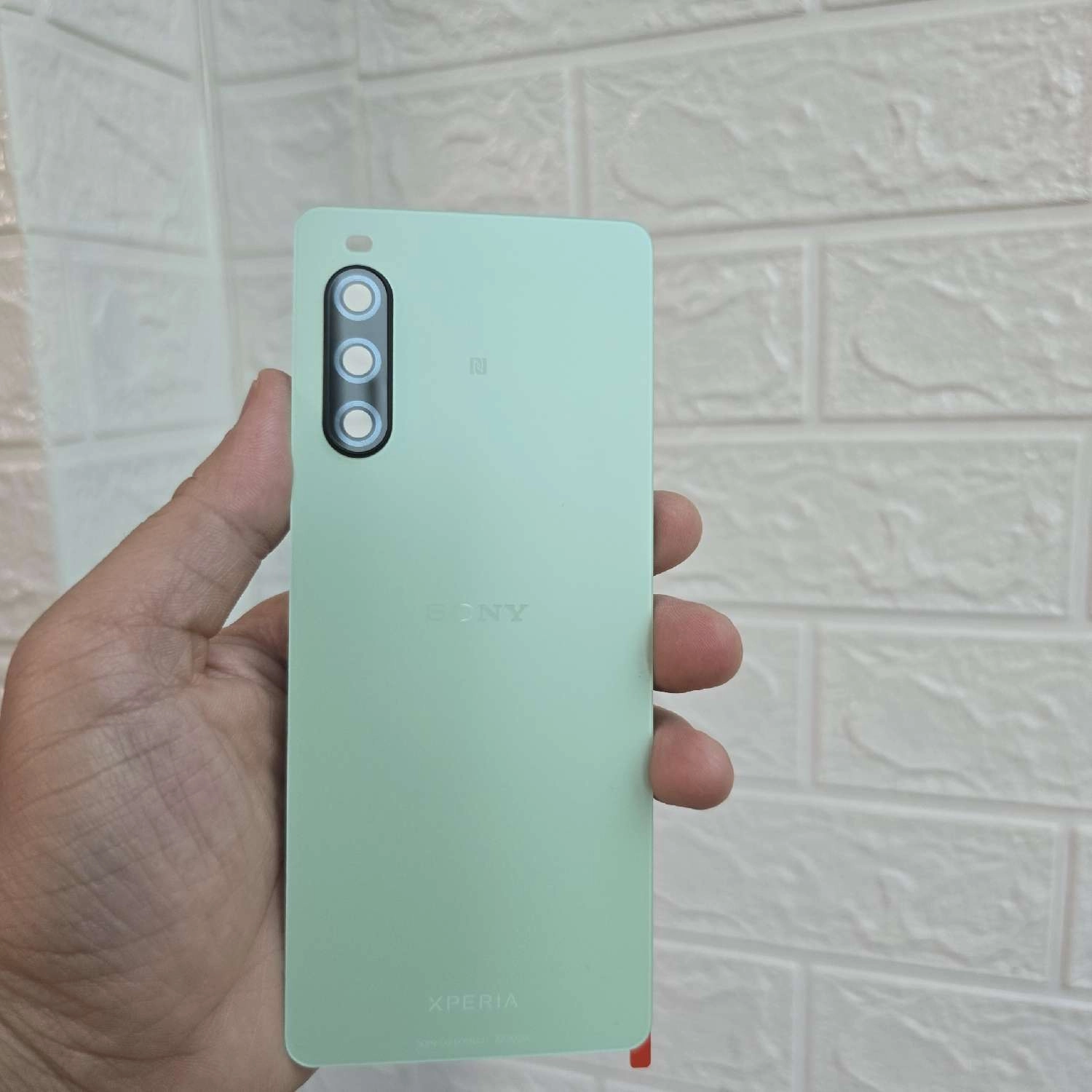Thay nắp lưng Sony Xperia 10 Mark V