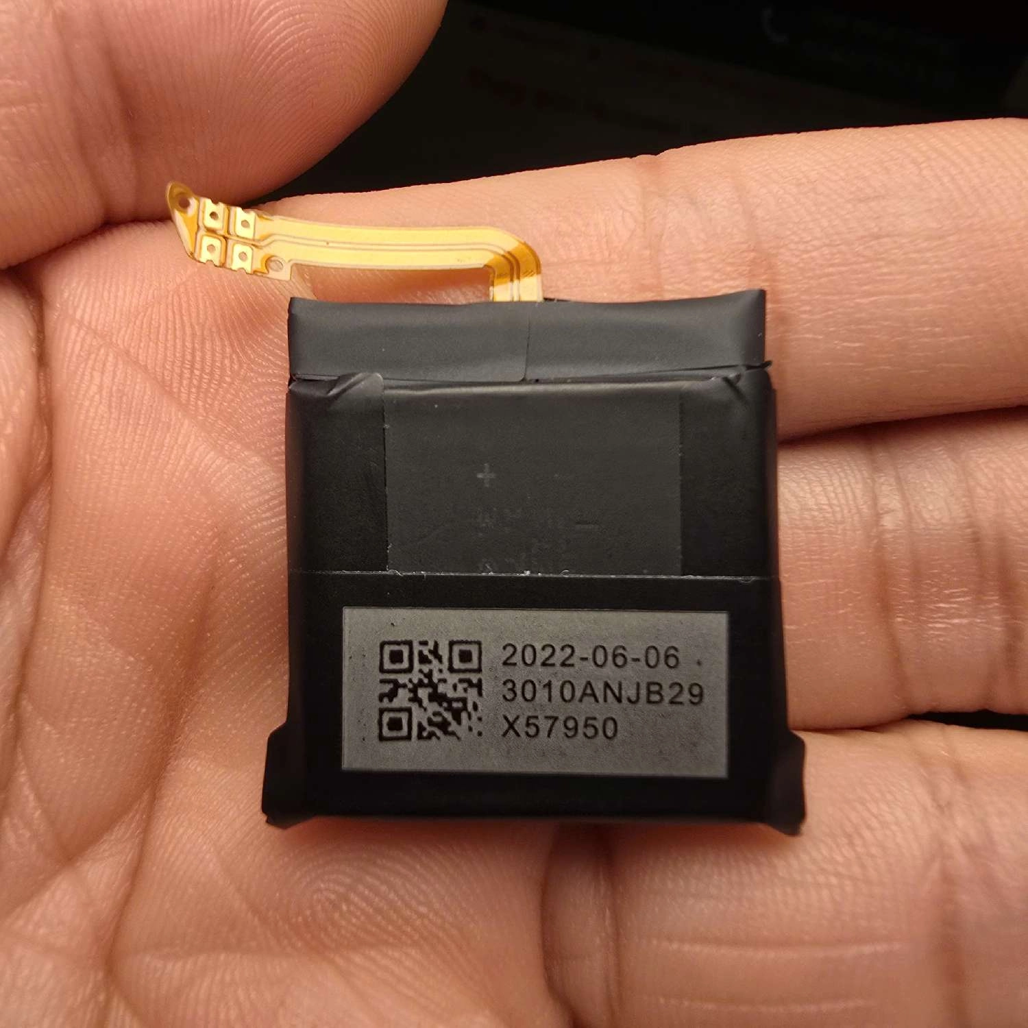Thay pin Huawei Watch GT2 46mm HB532729ECW 455mAh