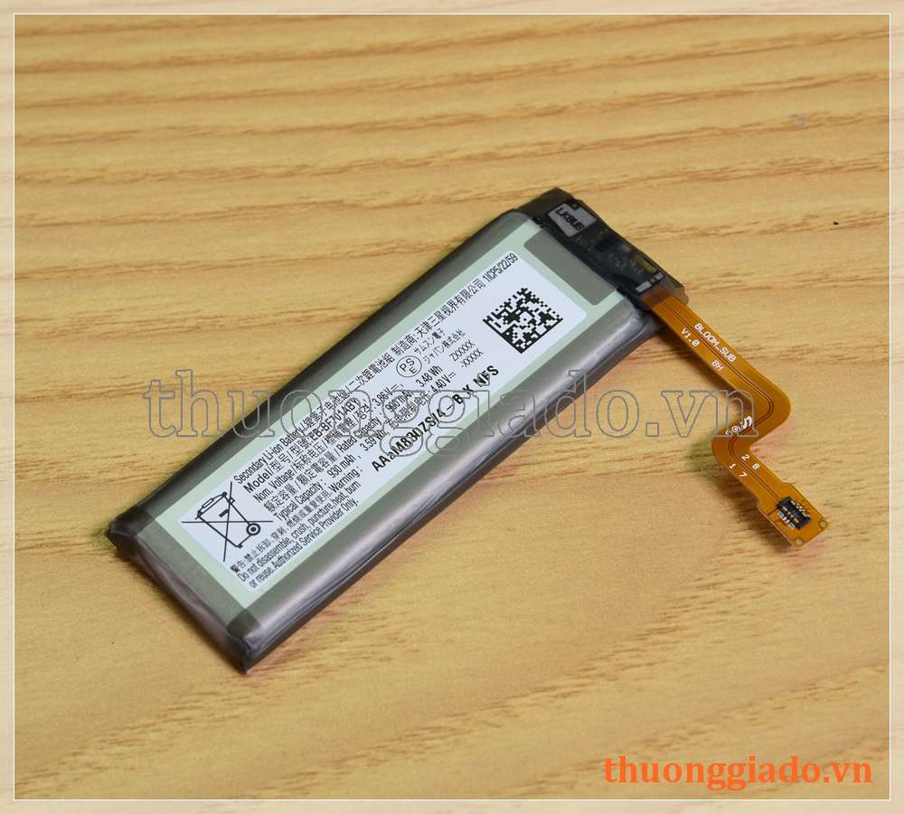 Thay pin Samsung Galaxy Z Flip 1 EB-BF701ABY 930mAh 3.48Wh lắp bên camera sau
