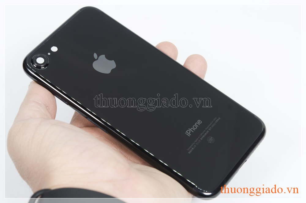 Thay vỏ iPhone 7, hàng zin theo máy